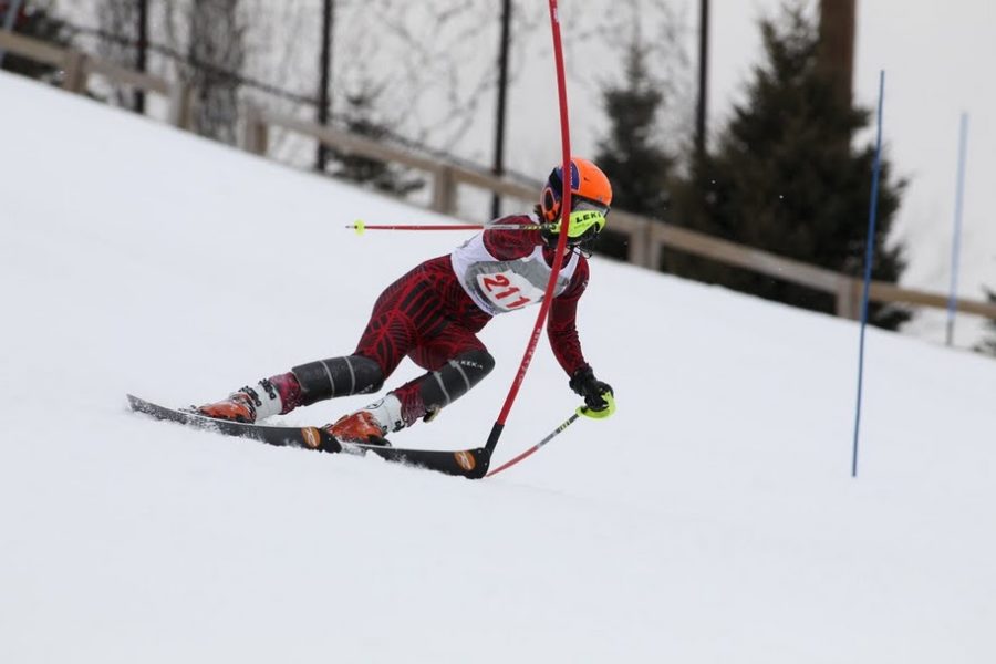 Junior+Keller+Hickok+skiing+down+the+slopes+at+Buck+Hill.