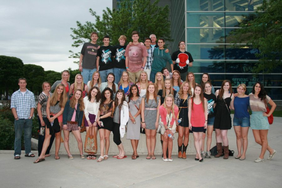 Tho Orono DECA National qualifiers meet in Utah for the DECA International Conference. Photo courtesy of Keith Jurek
