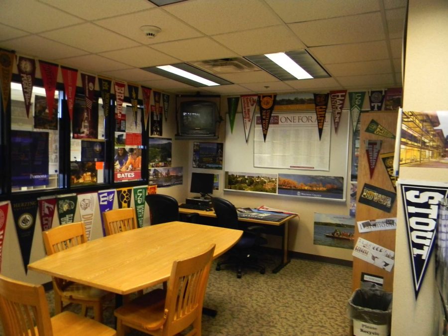 The College Resource Room in the Media Center is a useful tool for students’ college planning.  Photo / Margeaux Dittrich