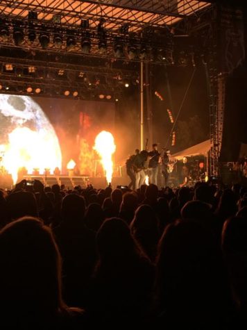 Dierks Bentley Concert Blows Crowd Away