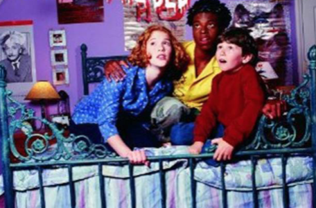 Don’t Look Under The Bed (1999)
