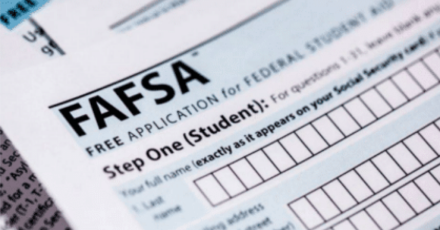 Applications+for+FAFSA%2C+or+the+Free+Application+for+Federal+Student+Aid%2C+opens+on+October+1st.+